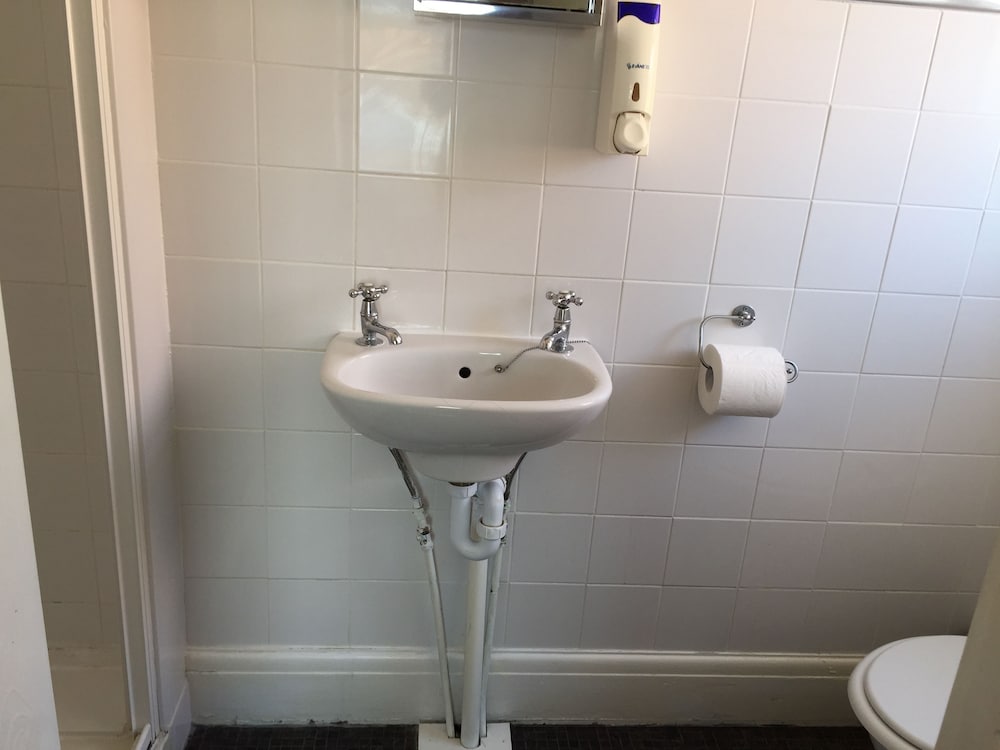 Skegness Vacations - The Northdale Hotel Ltd - Property Image 2