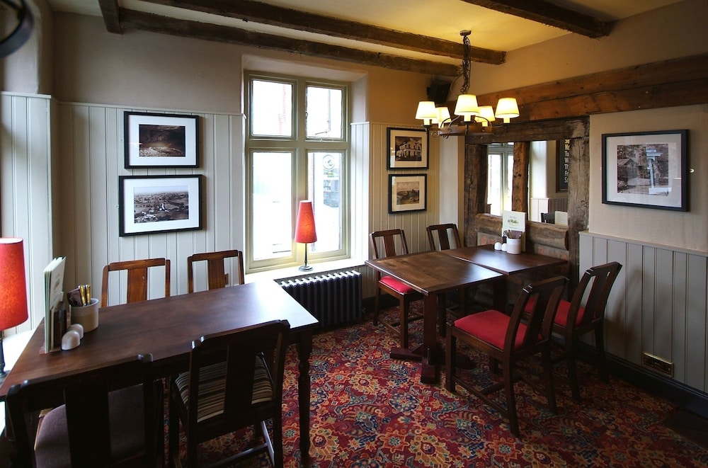 De Trafford Hotel by Chef and Brewer Collection