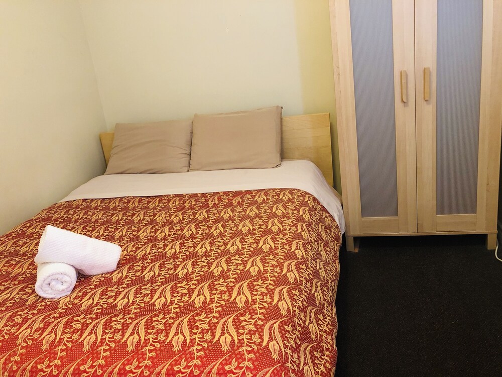 Kaisar Guest House