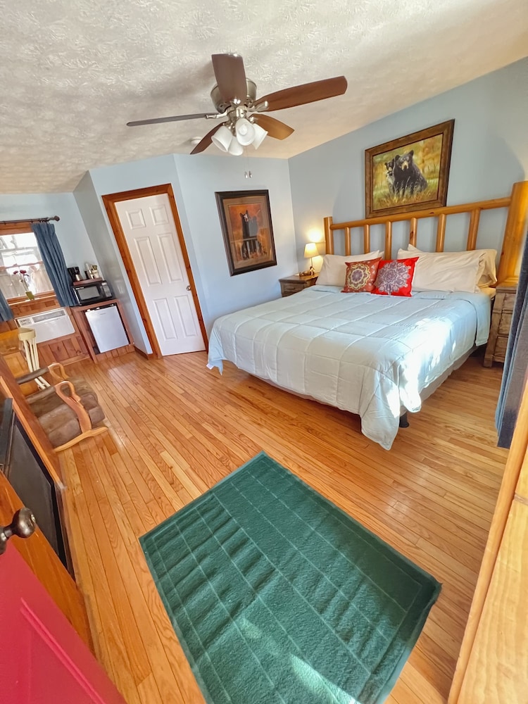 The Homestead Inn