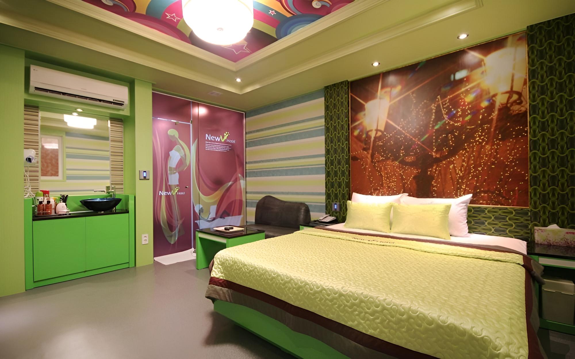 Photo 24