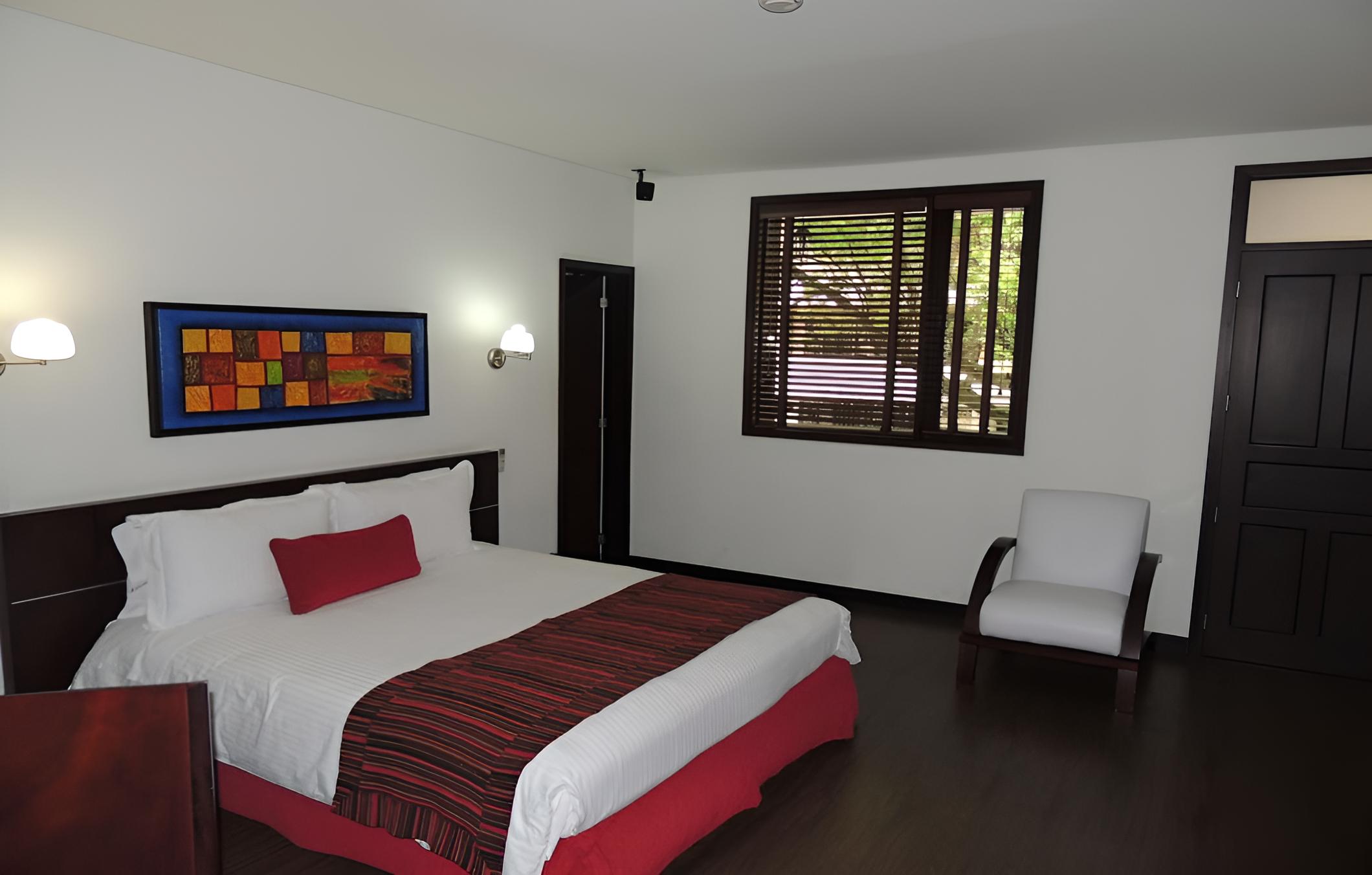 Hotel Casa Farallones
