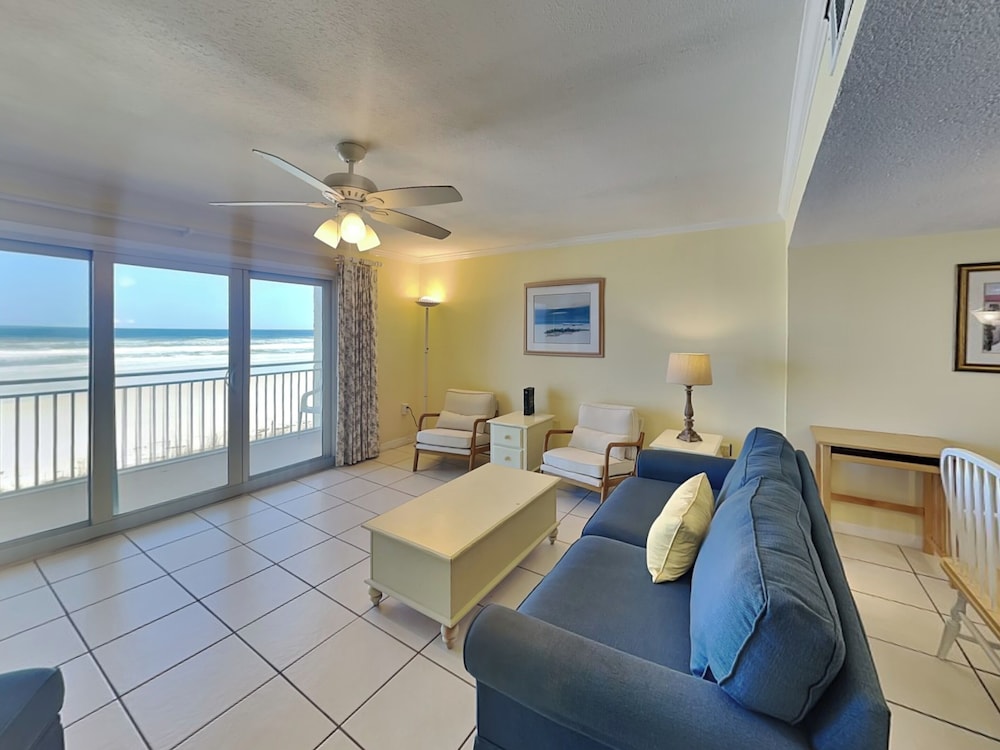 Trade Winds 31 by Distinctive Beach Rentals