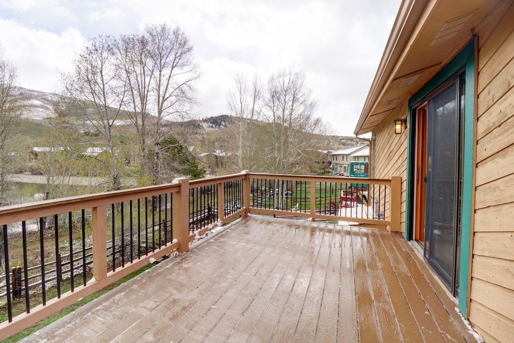 1250 Willow Grove 3 Bedroom Townhouse