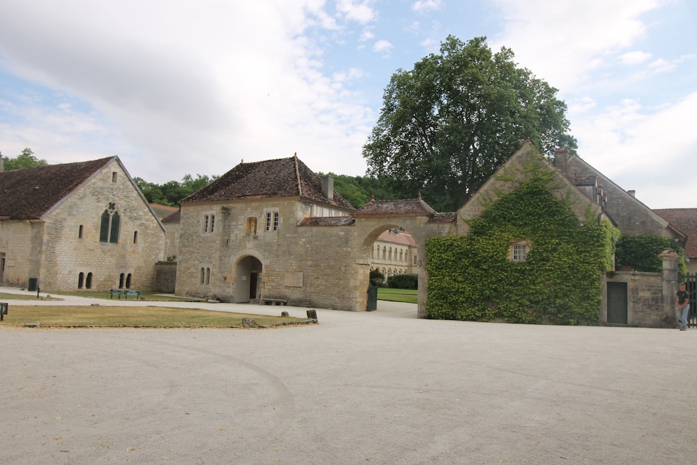 Photo 11