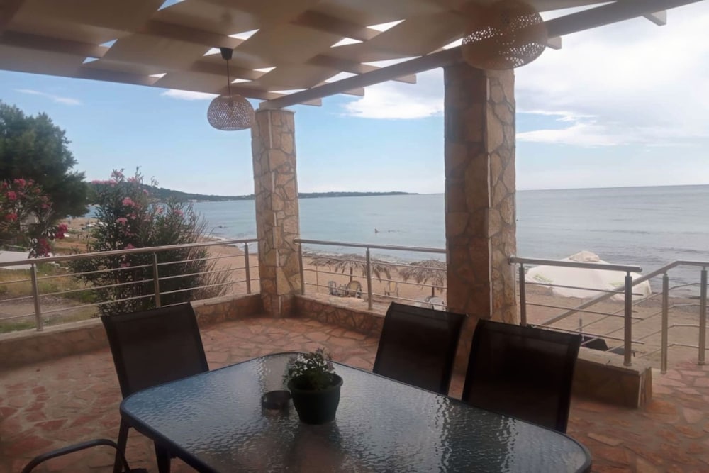 Maritinas Stone Apartment On The Beach view 2