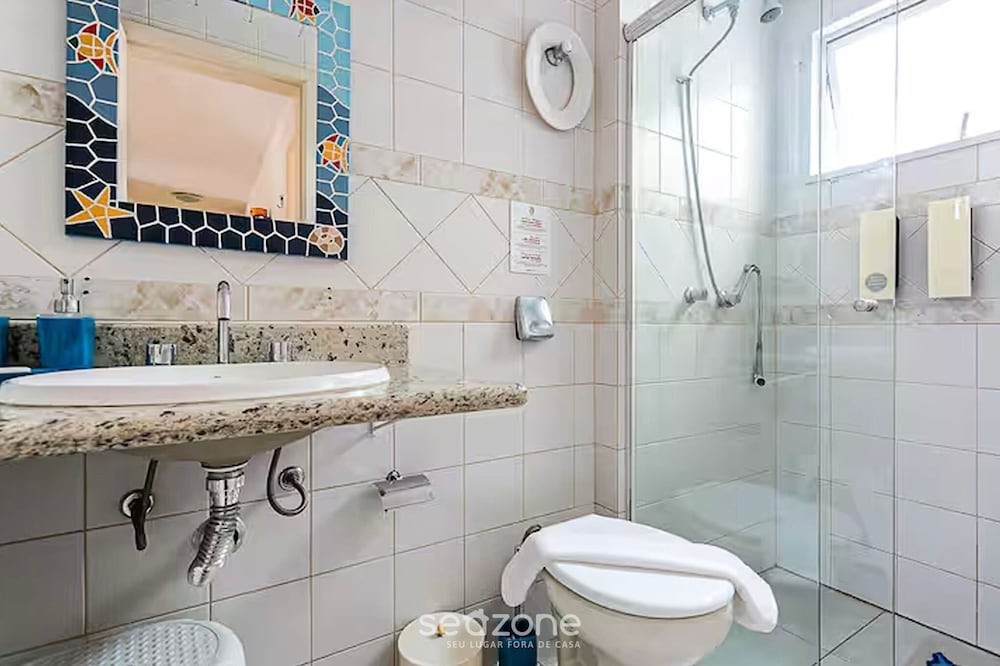 2 b ap, 400m the Beach, Jurere Downtown Rgp208