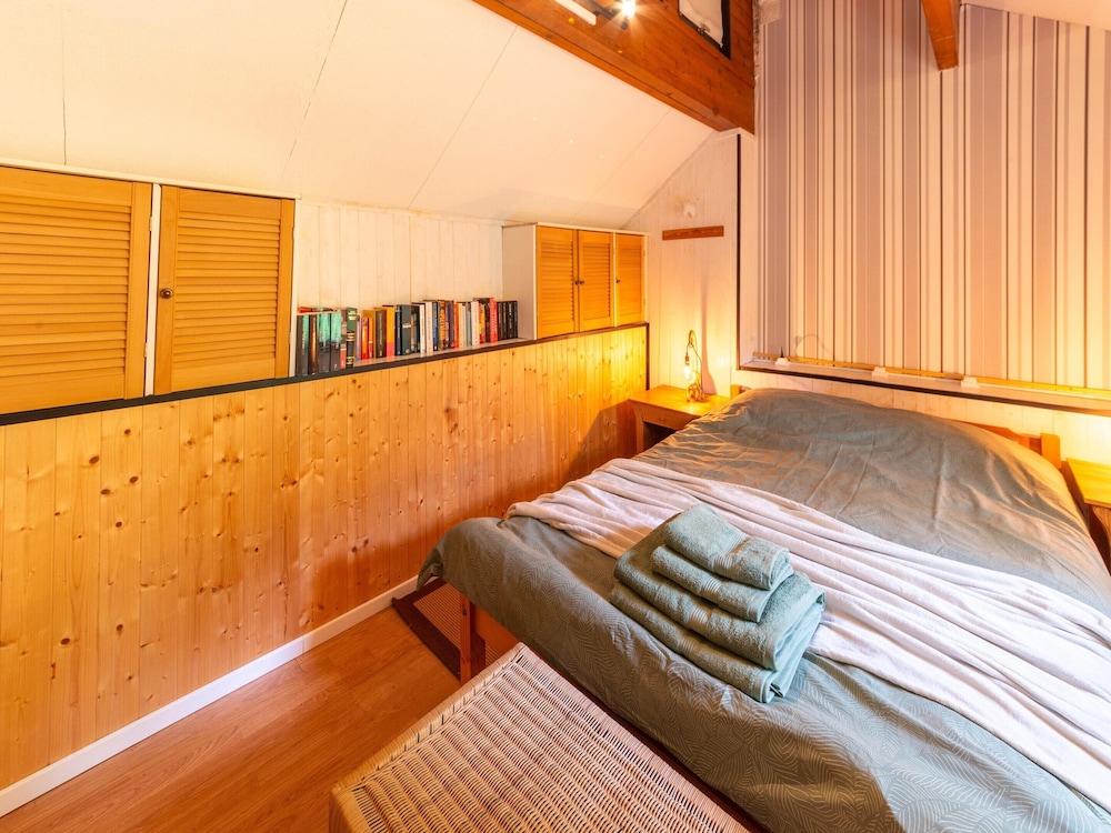 Chalet in Hastiere Near Castle
