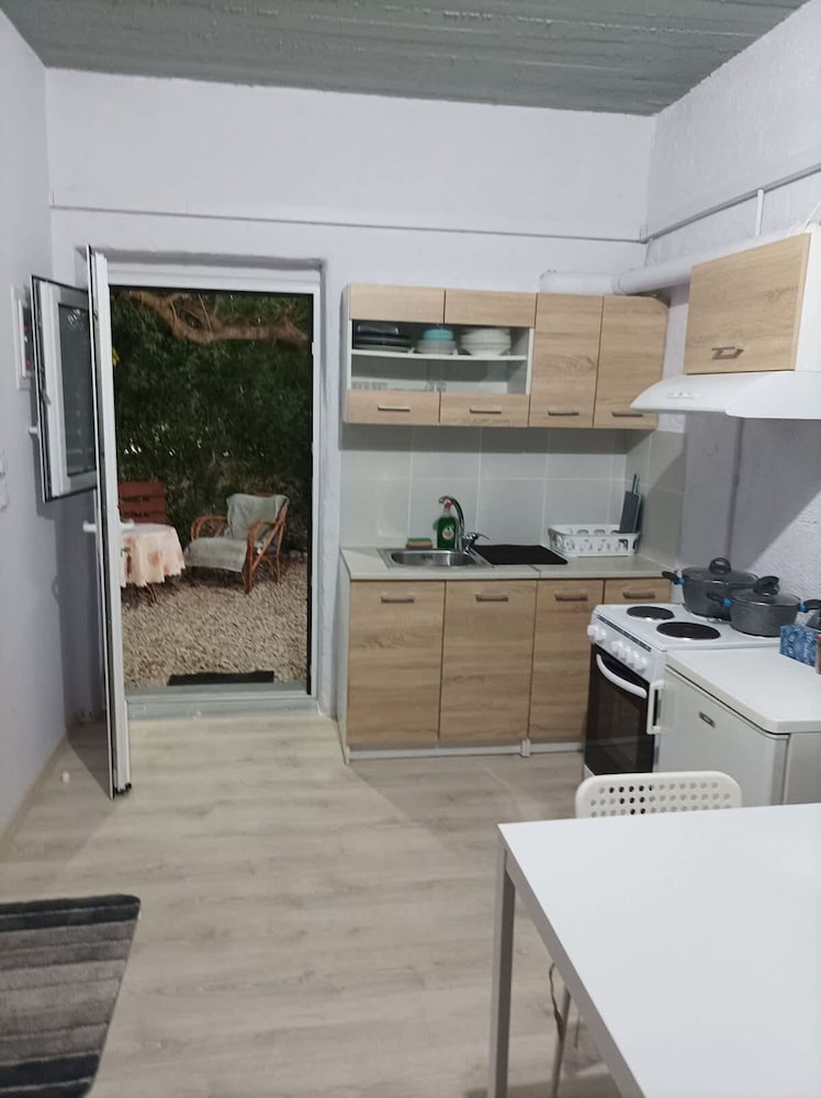 Marina s Holiday Retreat in Romanos