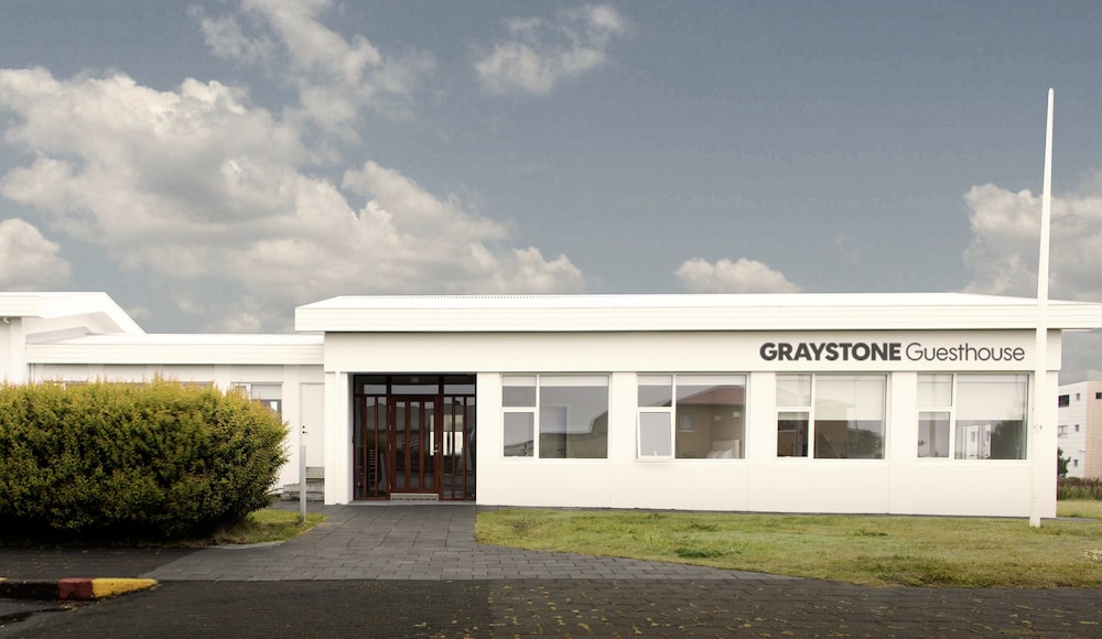 Hotel Graystone Guesthouse - Image 1