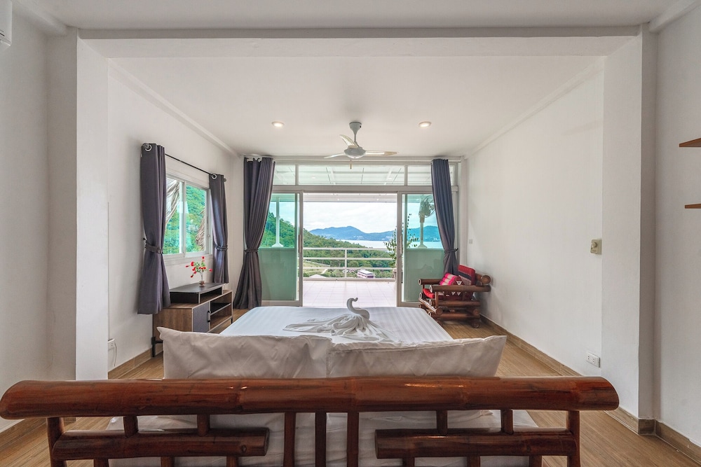 4BR PoolVilla and SeaView V199