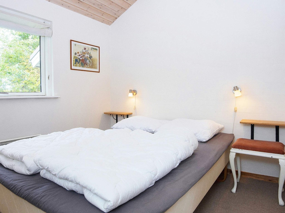 8 Person Holiday Home in Grenaa-by Traum view 3