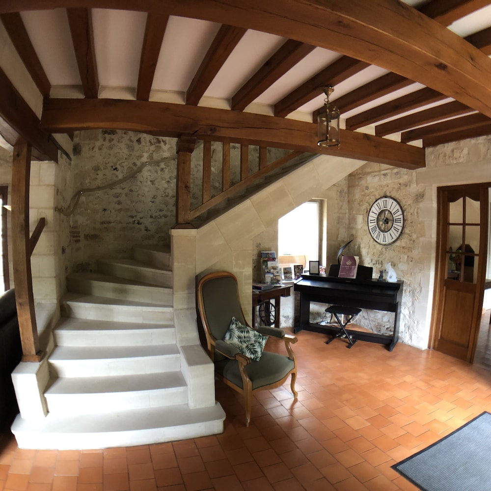 Le Prieure des Fontaines view 2