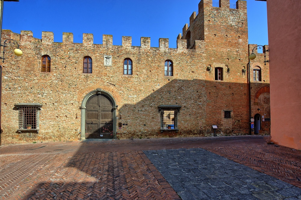 Hotel Certaldo - Image 1