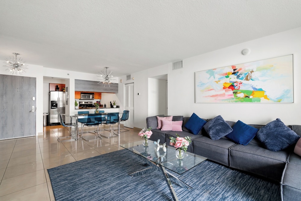 Modern Condos Located in Brickell