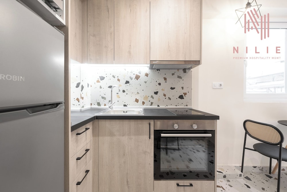 Phedra Studios Nilie Hospitality MGMT
