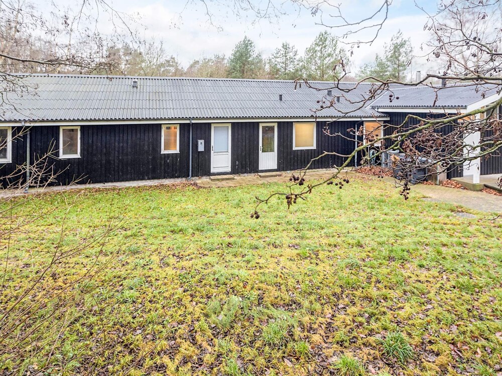 Holiday Home With Shared Bathroom, Kitchen