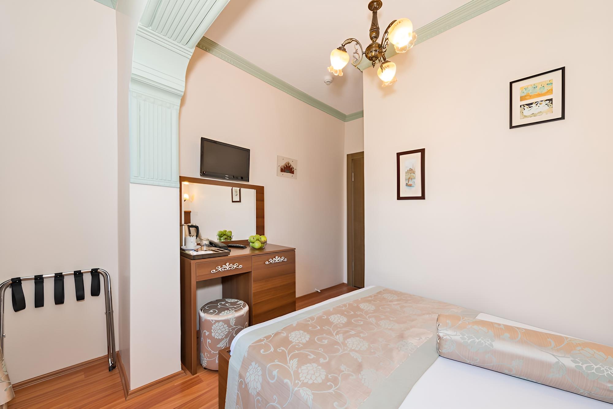 Turgut Hotel