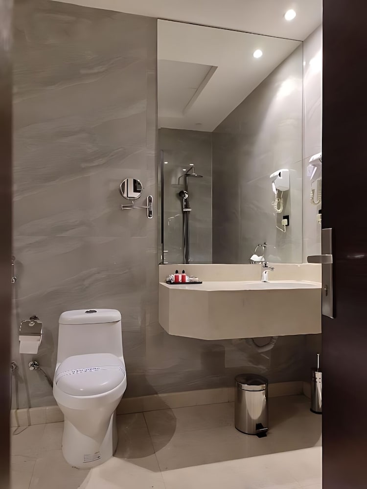 Kayan Serviced Apartments