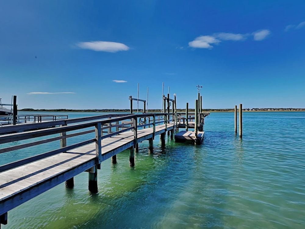 Sea Chase by Topsail Realty