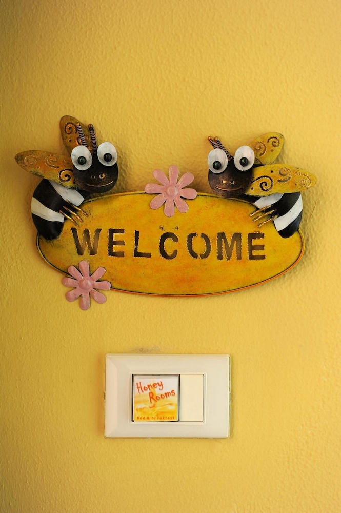 Honey Rooms