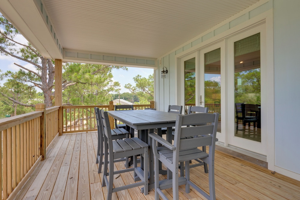 Fish, Kayak & More: Bayfront Gem in Dauphin Island