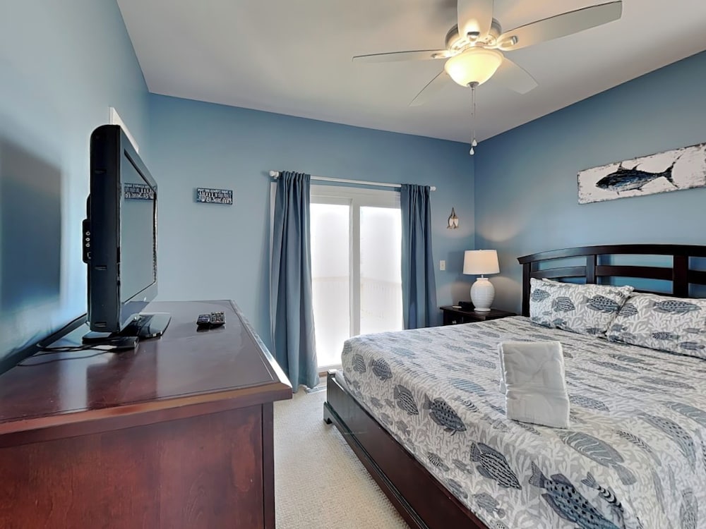 Bel Sole (Beautiful Sun) by Topsail Realty