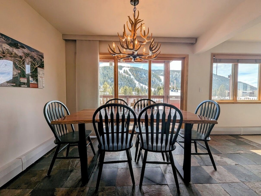 Cinnamon Ridge C114