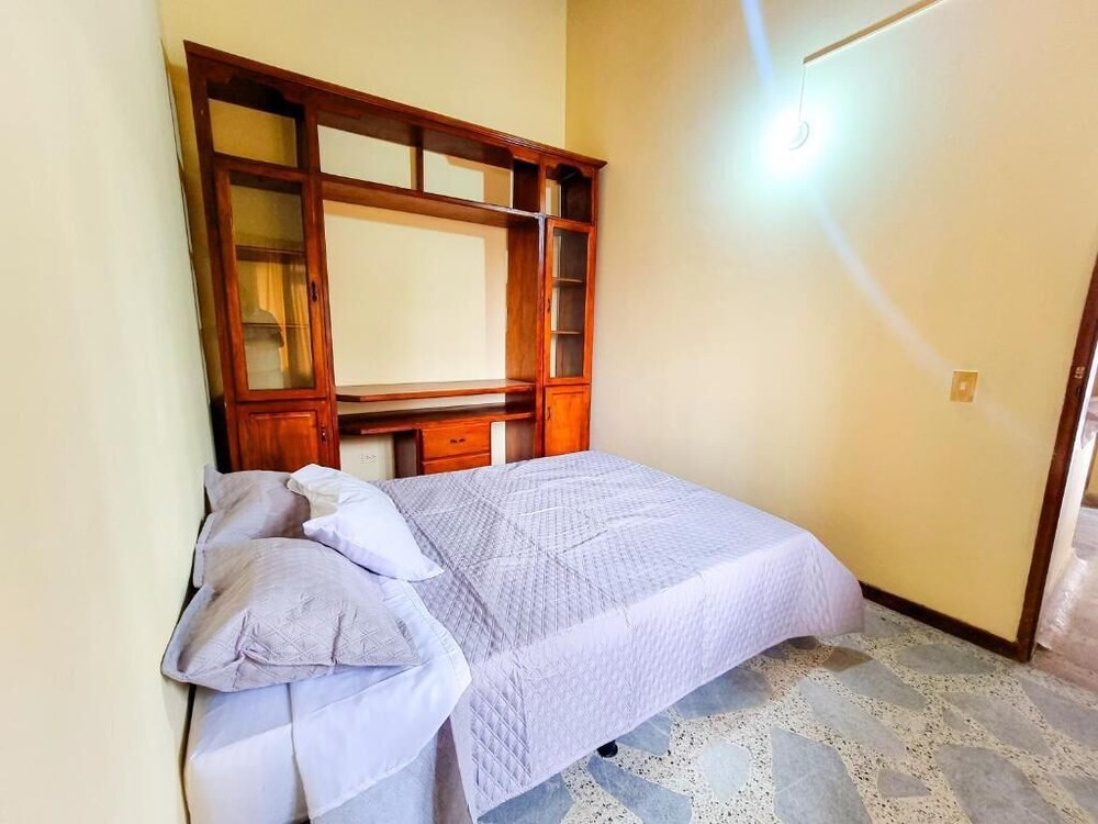 Hostal - Casa Rionegro