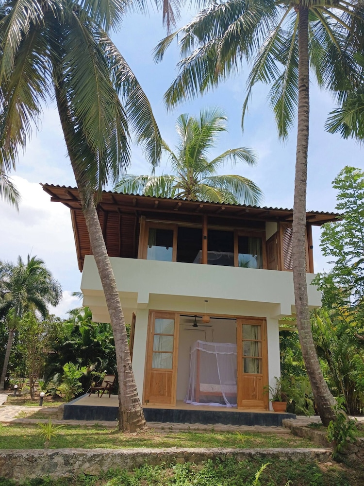 Lake Villa Near Udawalawe National Park