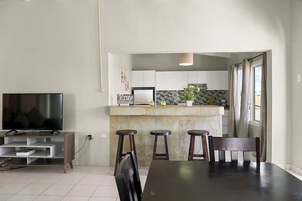 Large Villa-pool-6 Room-sleeps 14-nearby Marriott