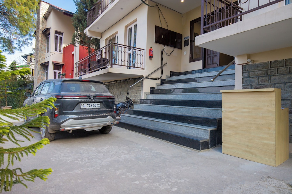 Alaya Stays Captains Nest 3 BHK Retreat With Garden & Scenic Views