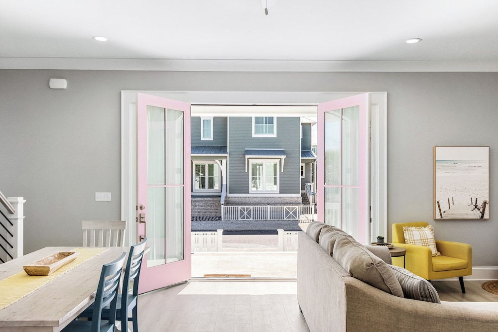 Sunshine Villa by Southern Vacation Rentals