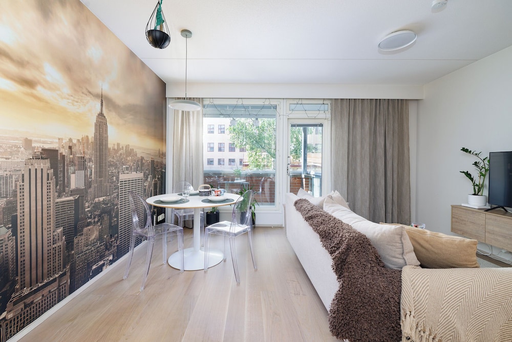 Downtown Oulu 2BR Apt