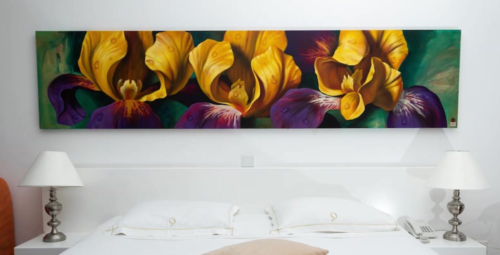 Hotel Operetta House - Image 1