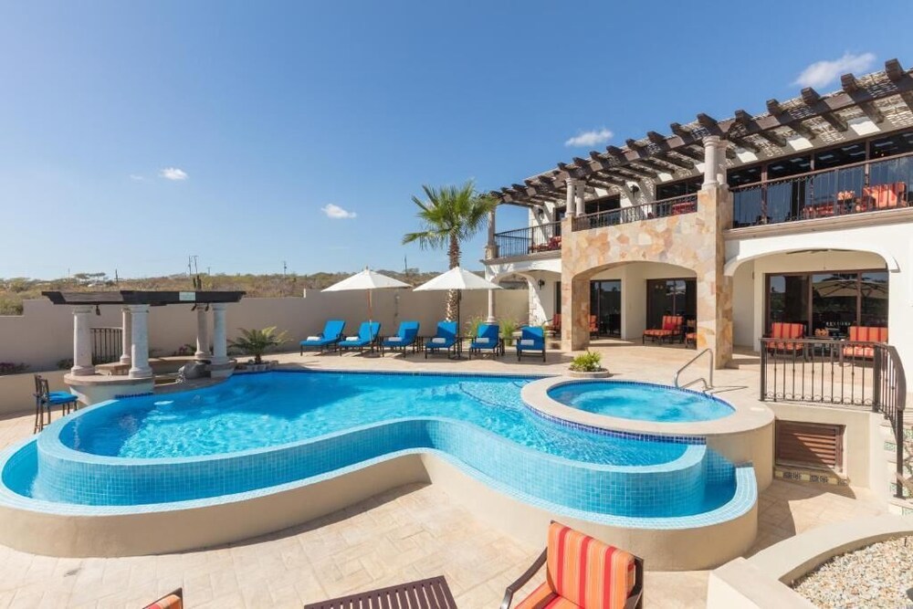 Hacienda Encantada