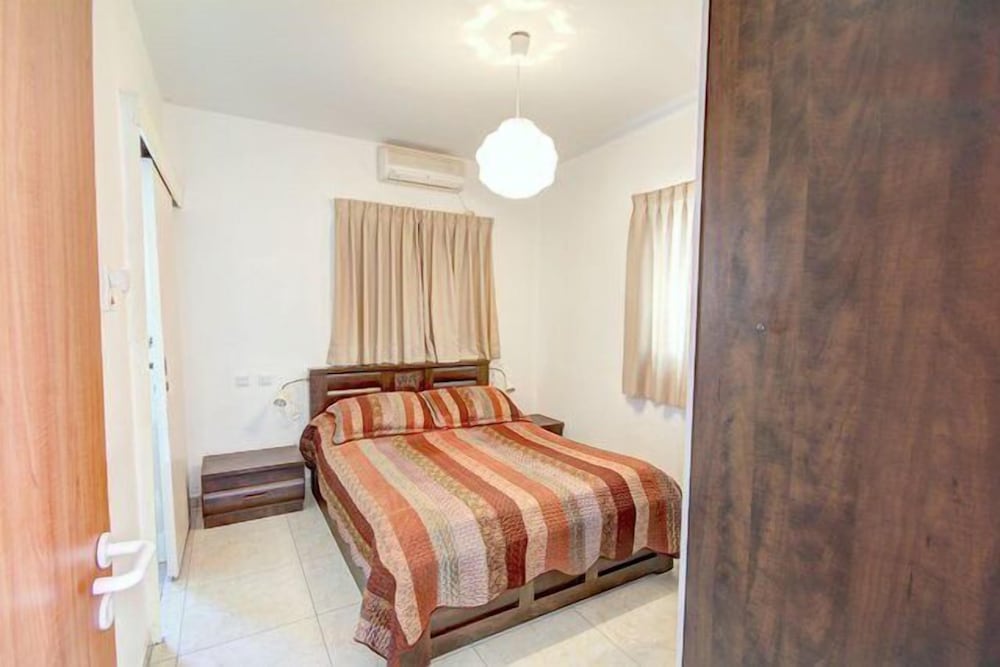 Sea Suites Apartments