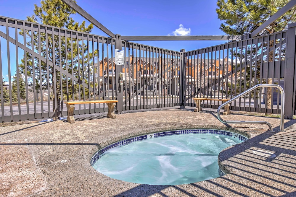 Granby Ranch Escape: Shuttle to the Slopes!
