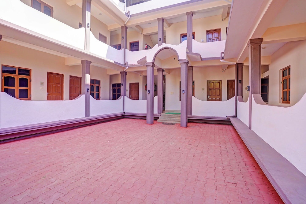 Fabhotel 3 Olives
