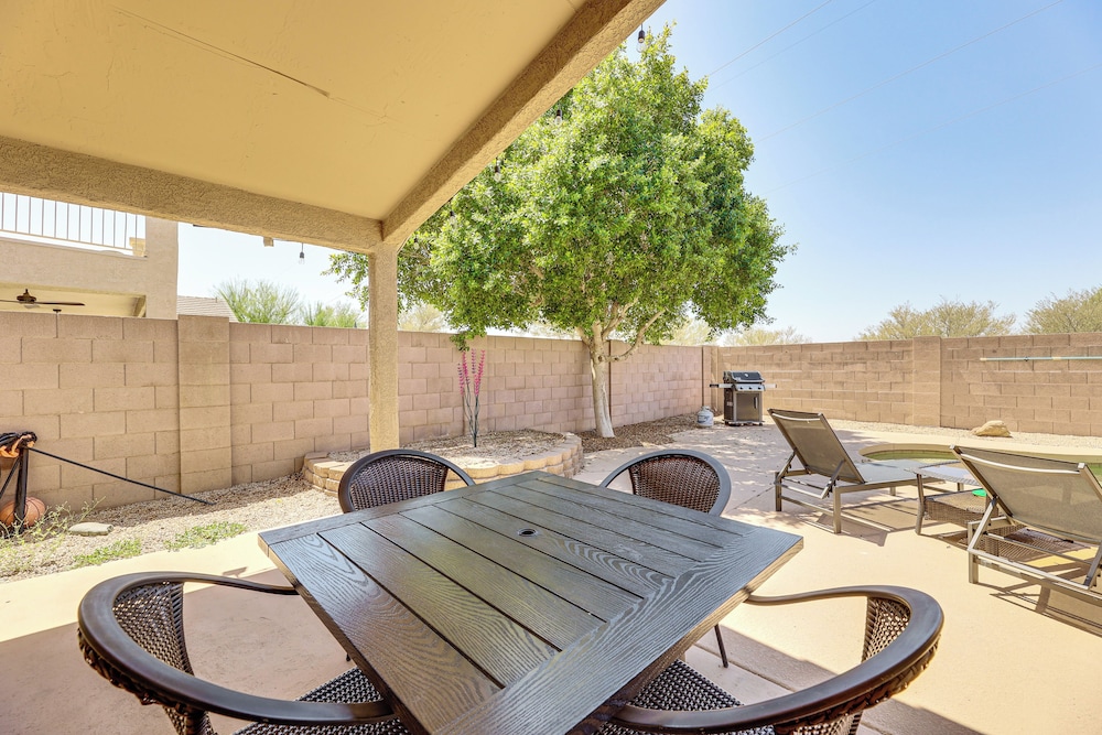 Swim & Unwind: 'wildrose Retreat' in Mesa!