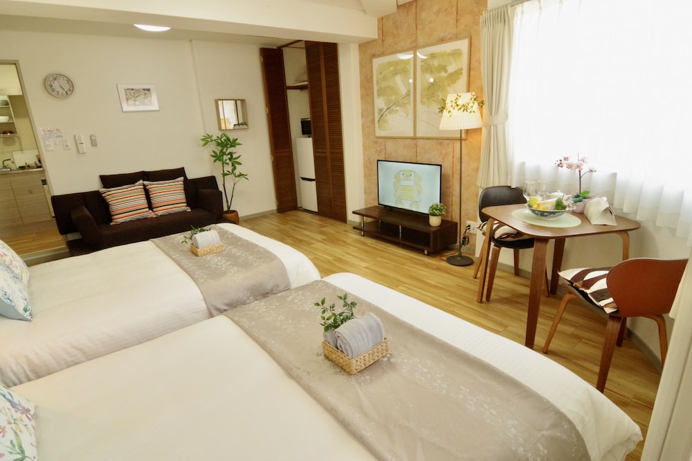 Nipponbashi Art Hotel