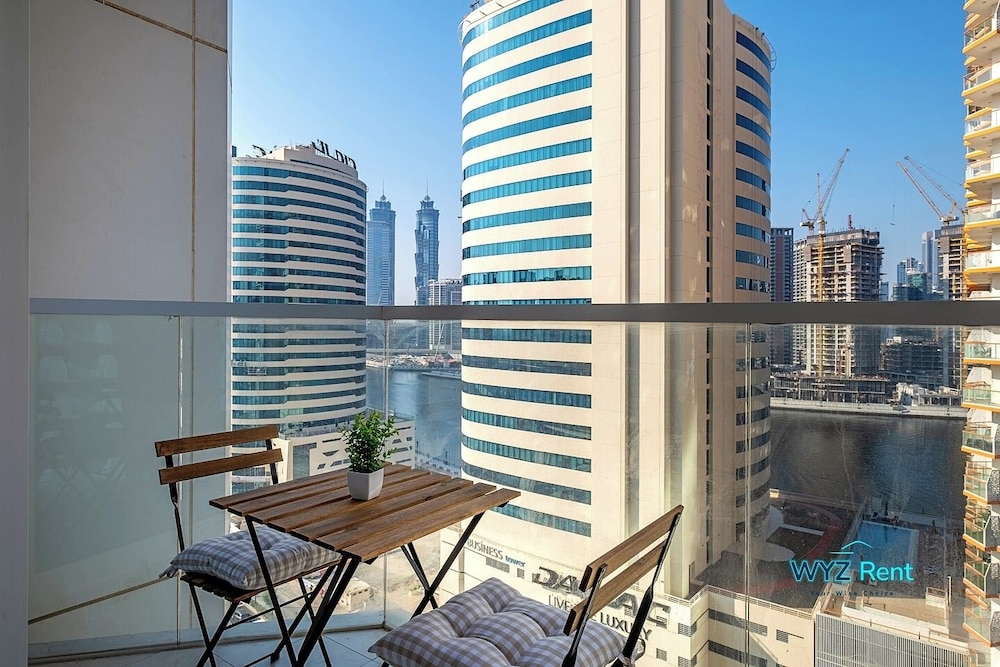 Charming 1 BR in AG Tower - Canal Views
