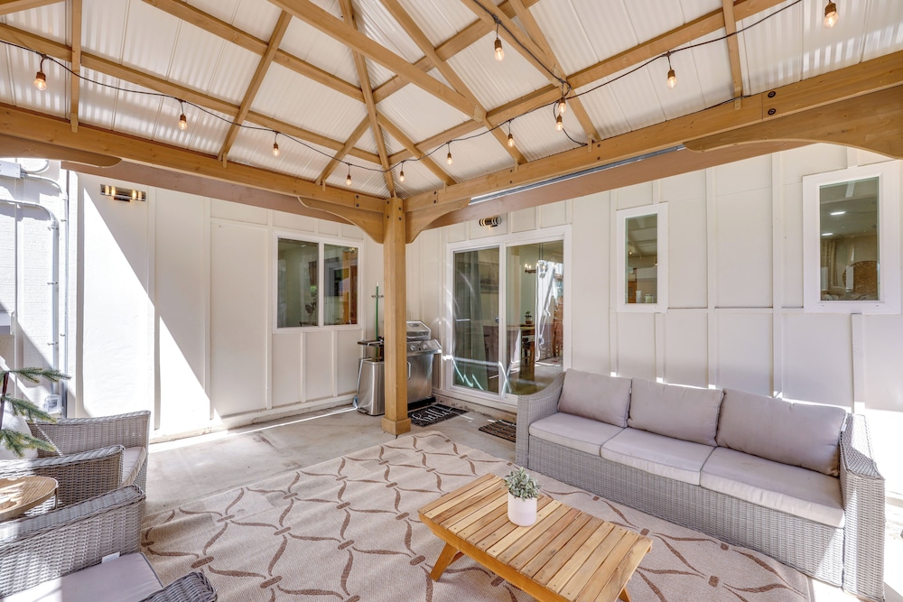 Walk to Big Bear Marina: Modern Home w/ Hot Tub!