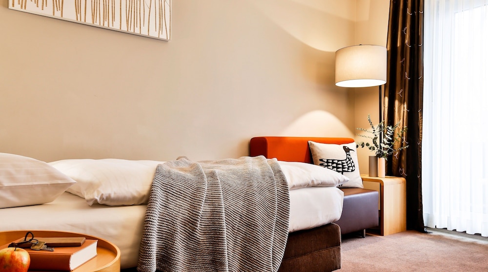 Frankfurt Vacations - Hotel Villa Orange - Property Image 24