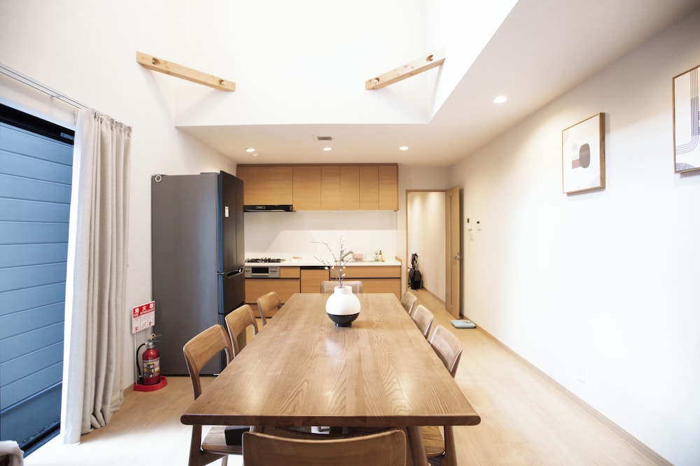 b&FLAT-Hanazono
