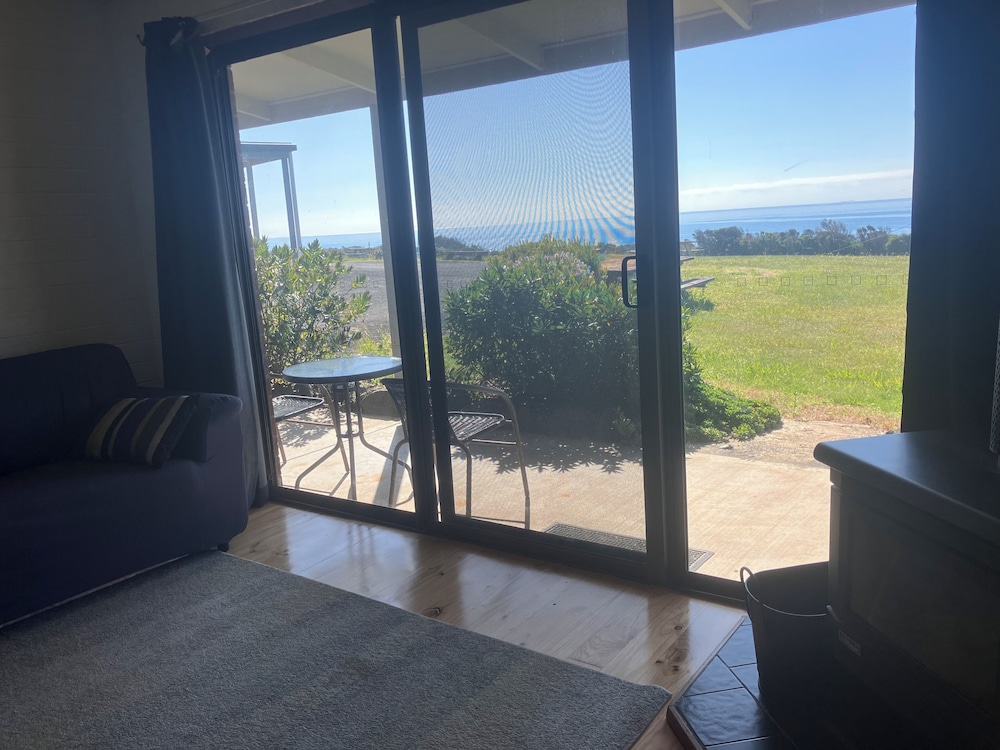 61 OCEAN ROAD MOTEL