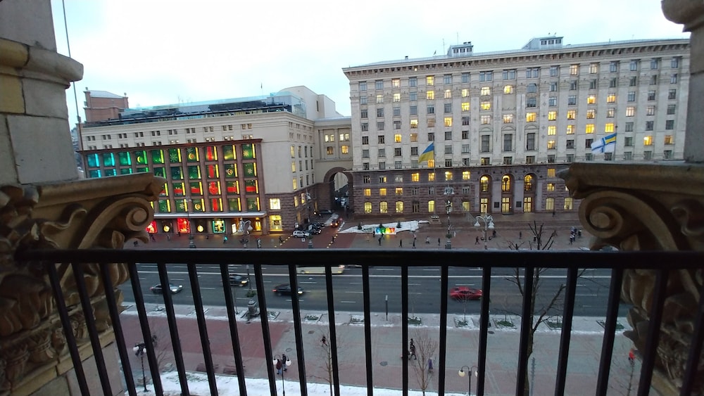 Kyiv Apartments