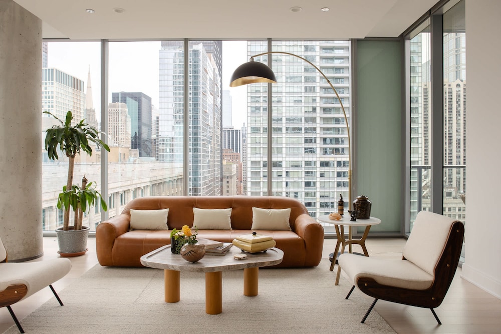 The Lyra Luxury Group Getaway - Two Penthouses
