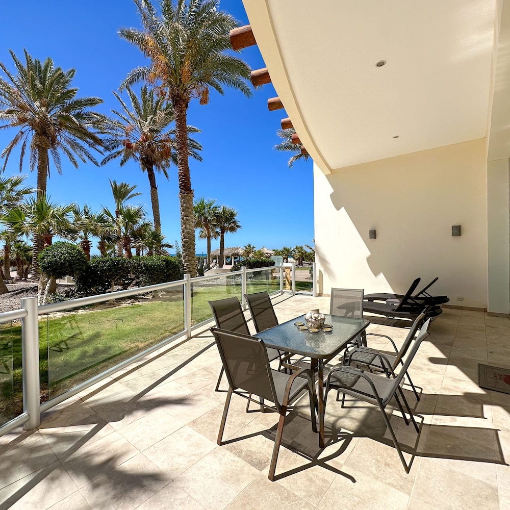 Splash Into Style Ground Floor Poolside Condo