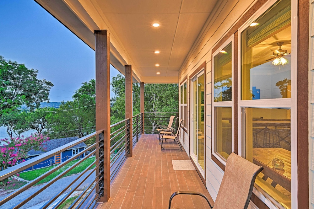 Luxury Granbury Home w/ Game Room: Steps to Lake!